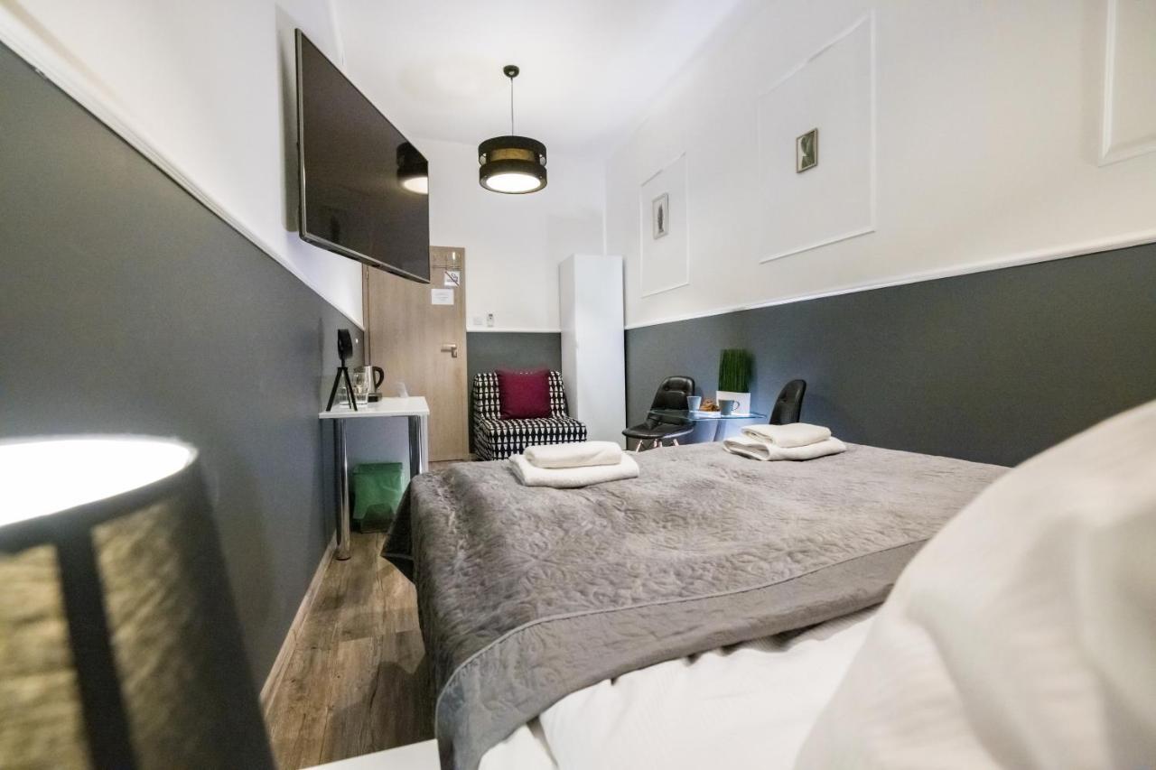 Leo Main Square Apartment Krakow