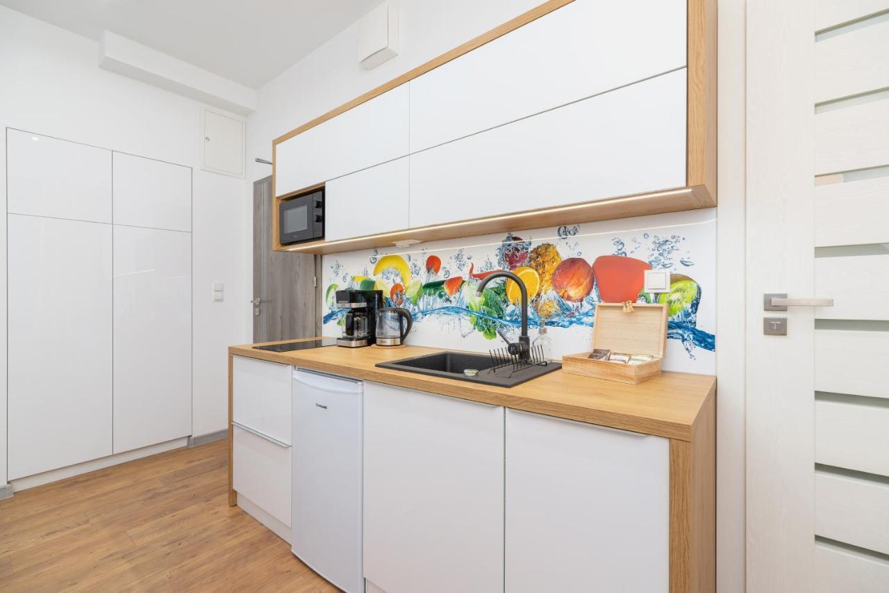 Trendy By Renters Apartment *