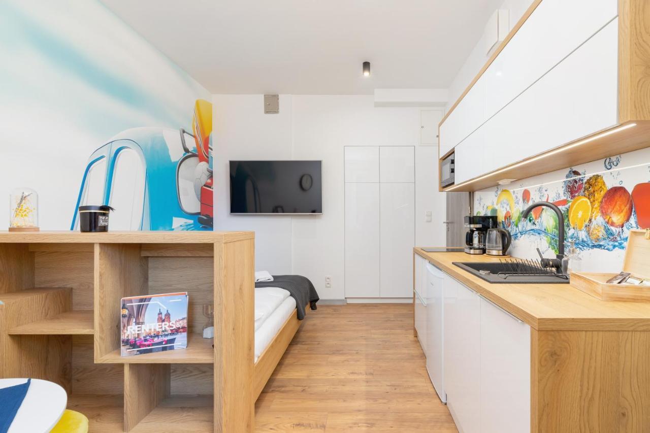 Apartment Trendy By Renters