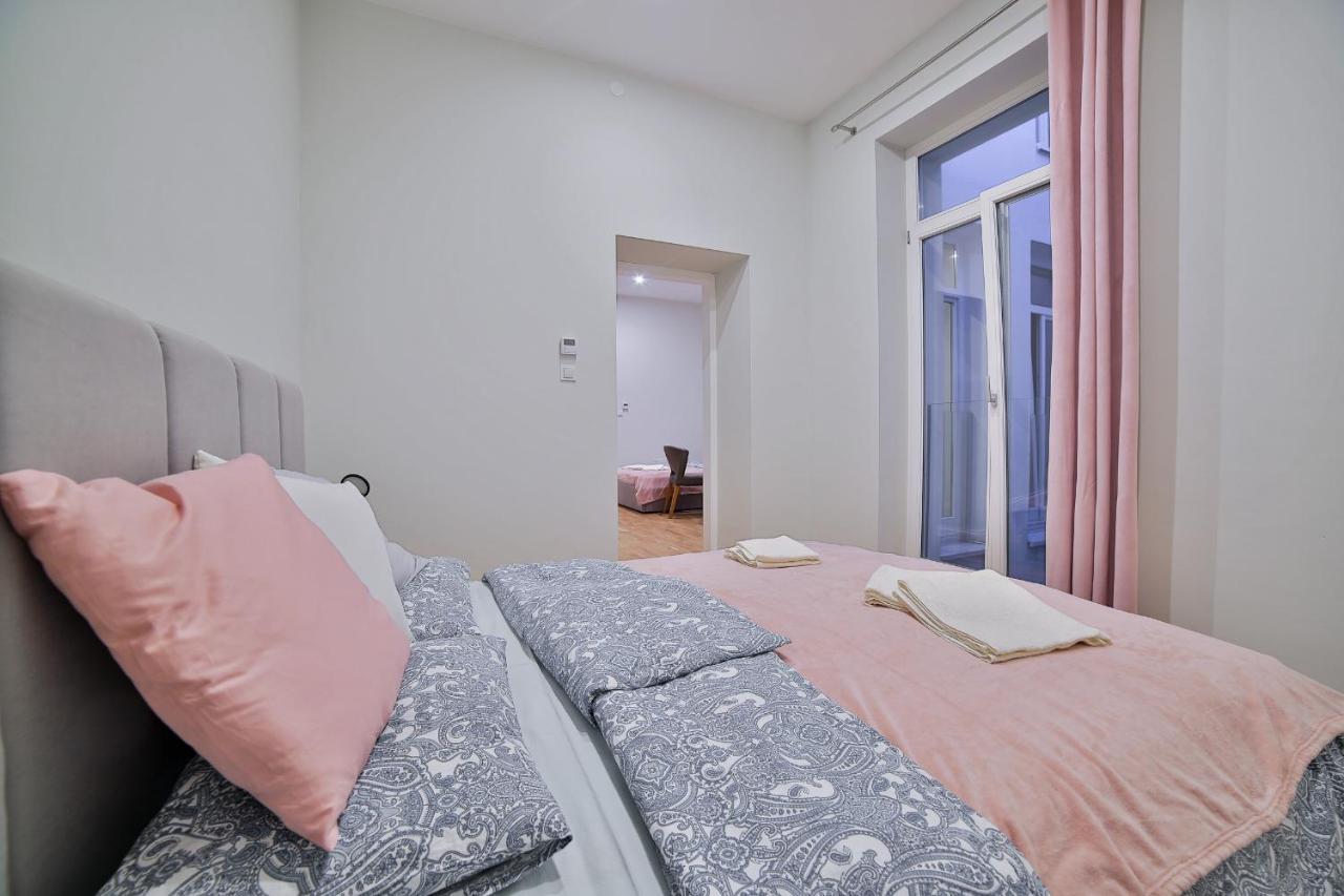 Apartament Art Palace *