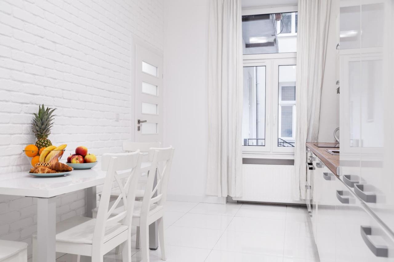 Househost Apartment: Bonerowska 5/11 Apartamento *