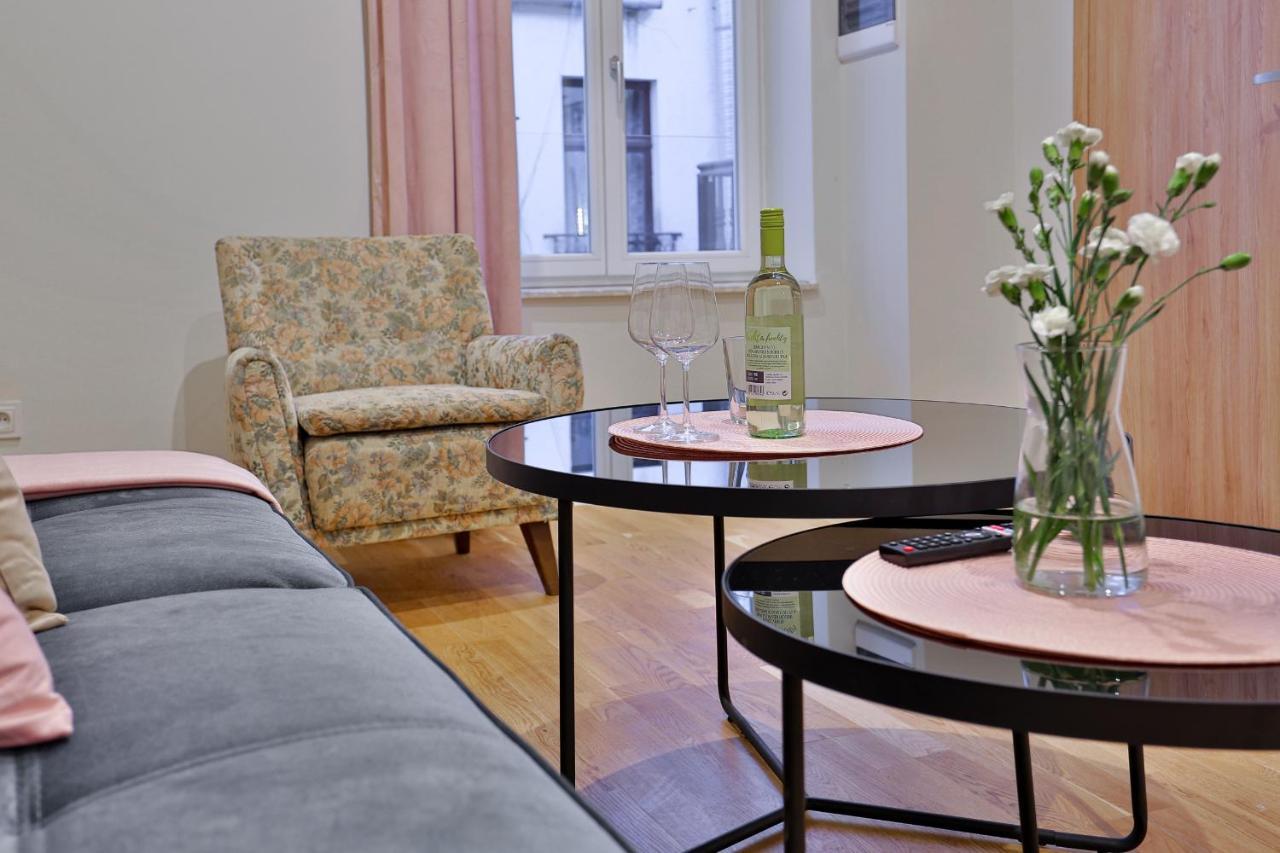 Art Palace Apartament *