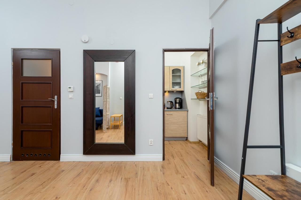 Apartment Kazimierz Near Wawel Royal Castle By Renters