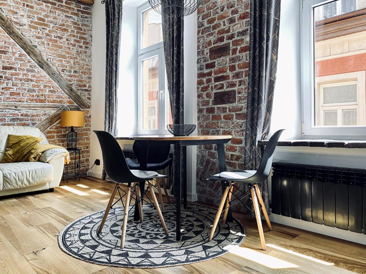 Charming With Air Conditioning, Old Town & Kazimierz Apartment Krakow