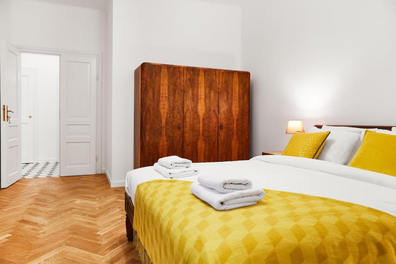 Househost :starowislna 66/9 Street Apartment