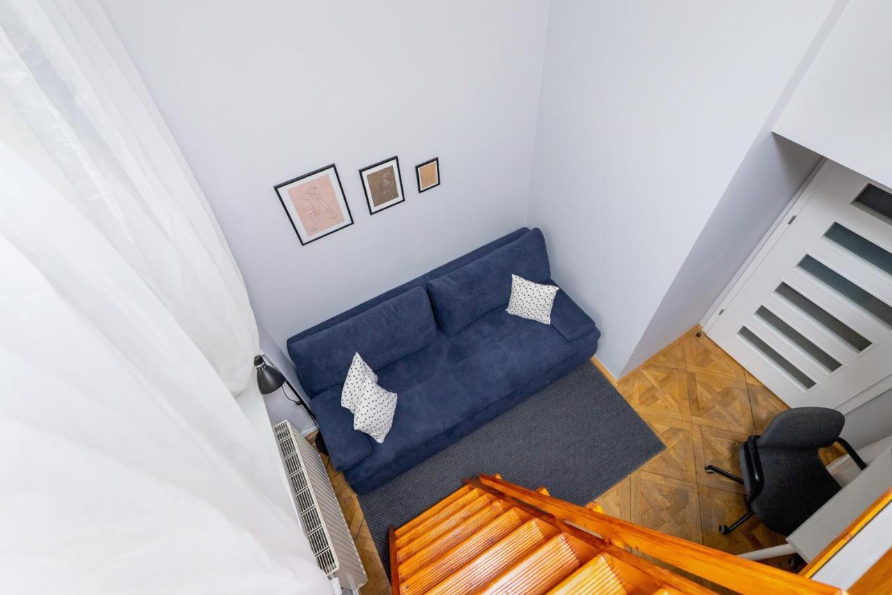 Apartment Podwale Uj Downtown Cracow By Renters *