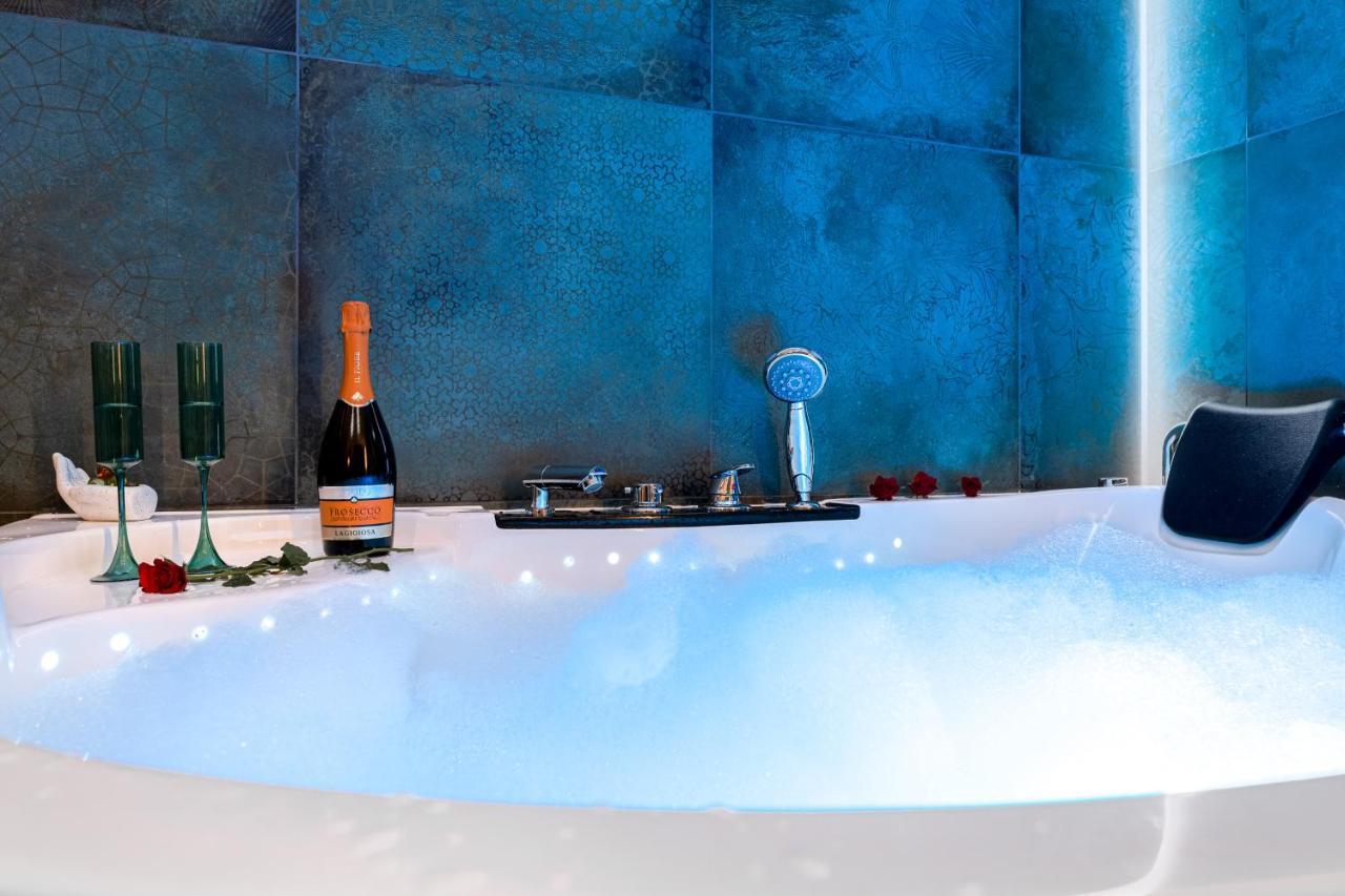 Appartement Jacuzzi & Bike Apartment,