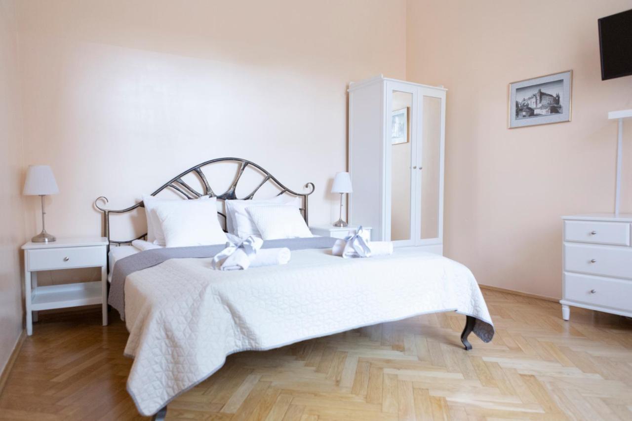 Apartment Apartments Roman Krakow