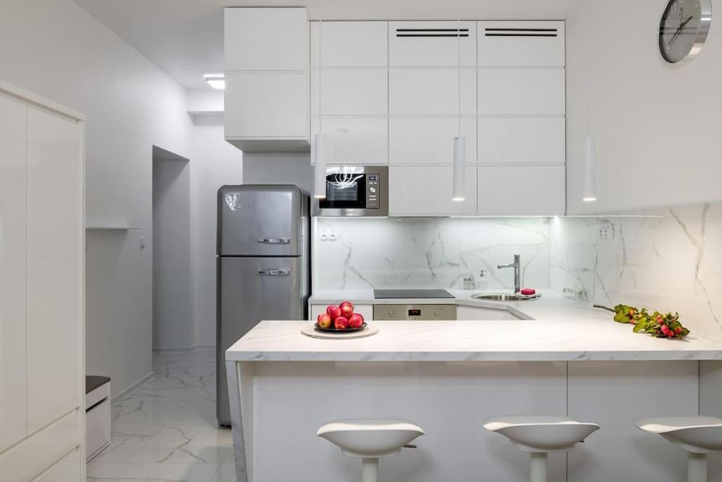 Appartement Charming In Calm And Area *