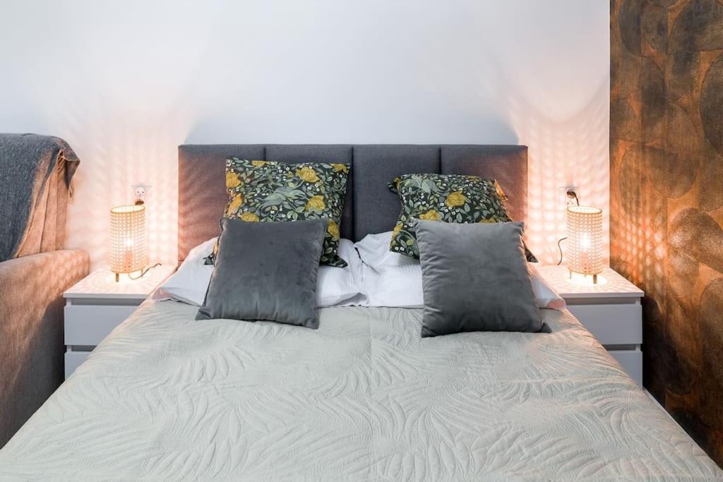 Charming In Calm And Area * Krakau