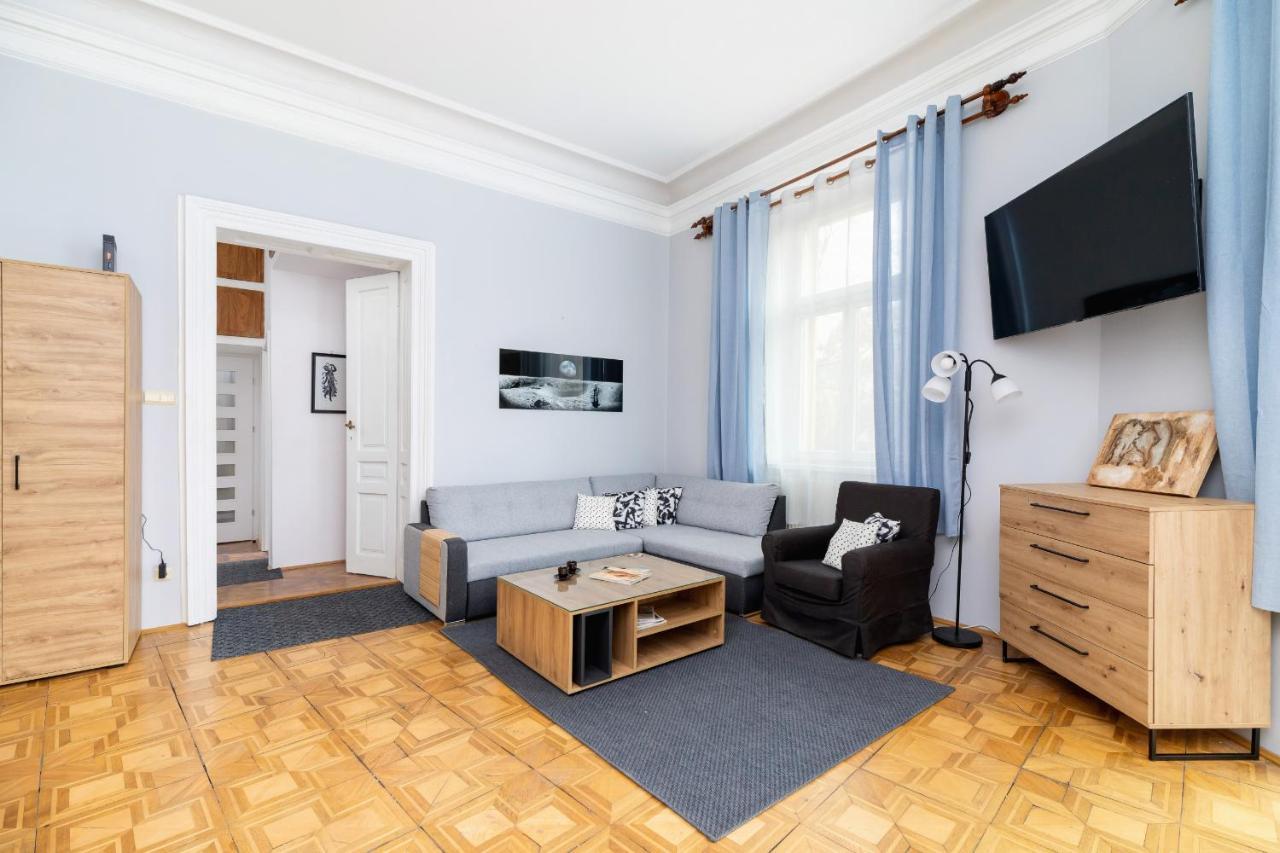 Podwale Uj Downtown Cracow By Renters Apartment *