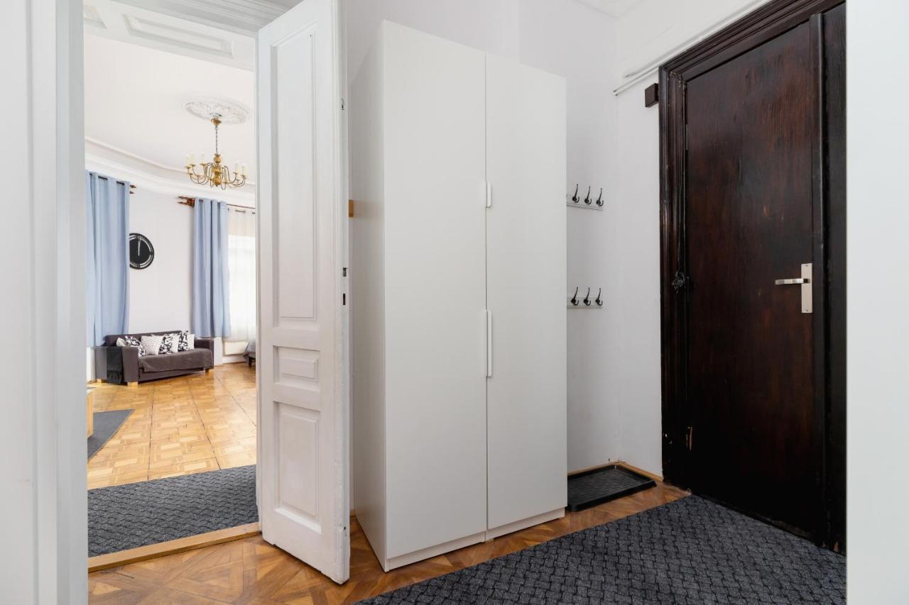 Podwale Uj Downtown Cracow By Renters * Krakow