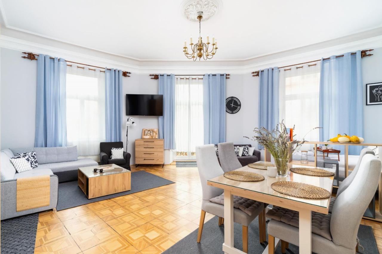 Podwale Uj Downtown Cracow By Renters Apartment Krakow