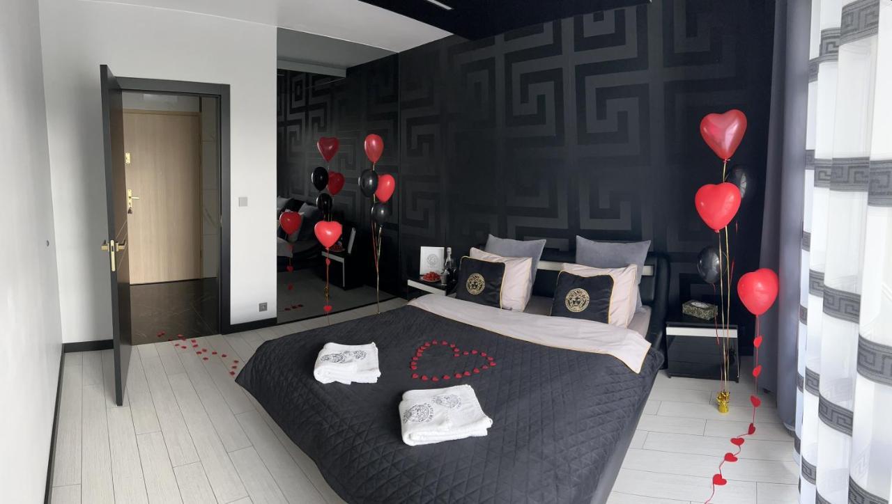 Lema Versace Apartment *