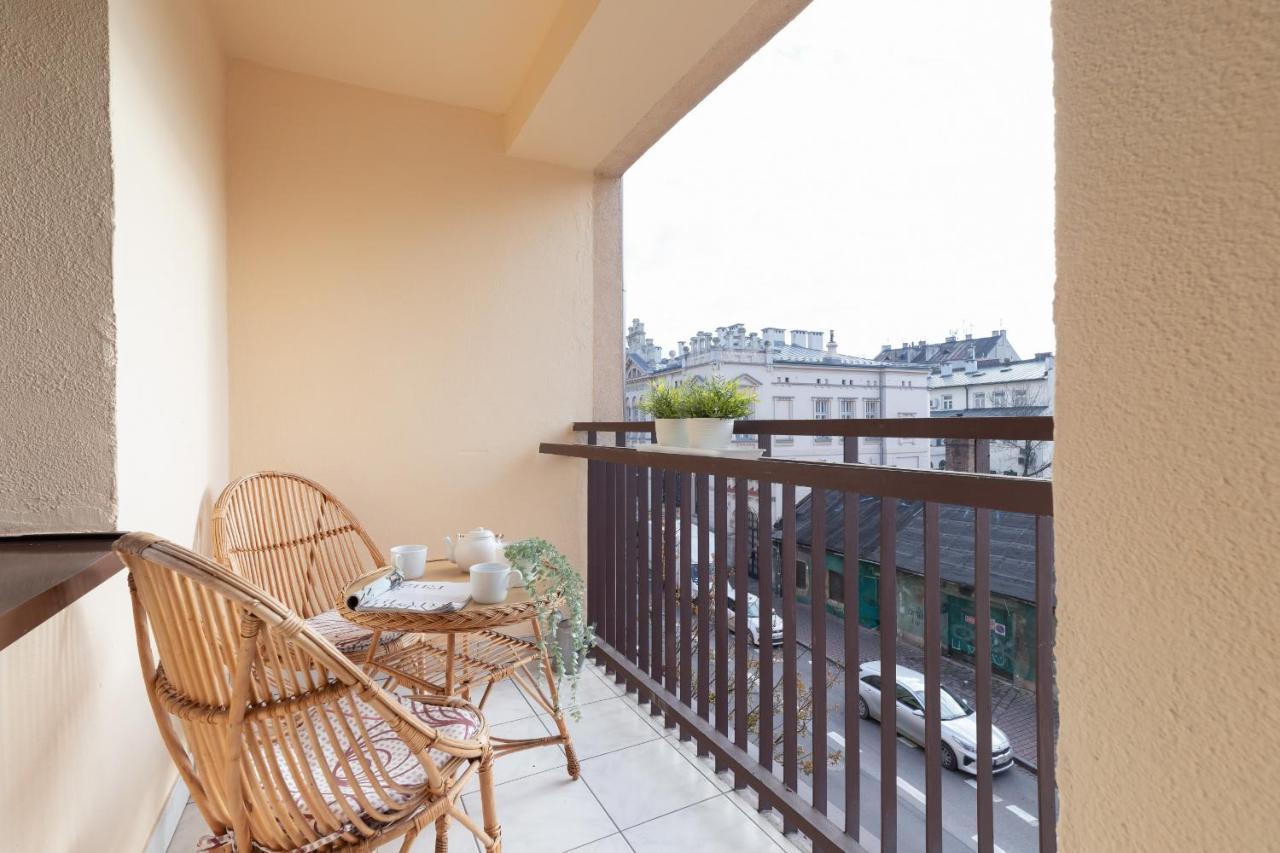 Jozefinska With Balcony Cracow By Renters