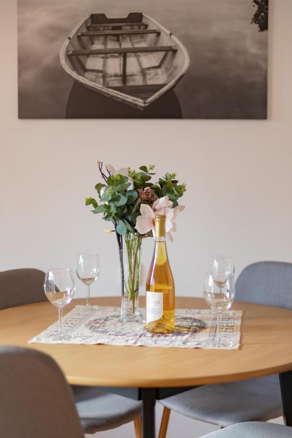 Apartment Jozefinska With Balcony Cracow By Renters Krakow