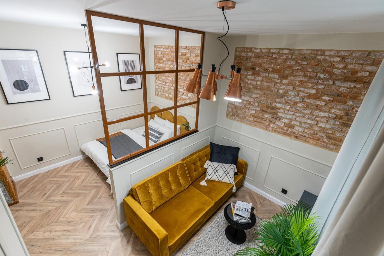 Apartamento Househost : Topolowa 26/17 Cracóvia