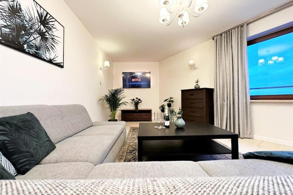 Exclusive Penthouse Near Citycenter 120m2 +netflix