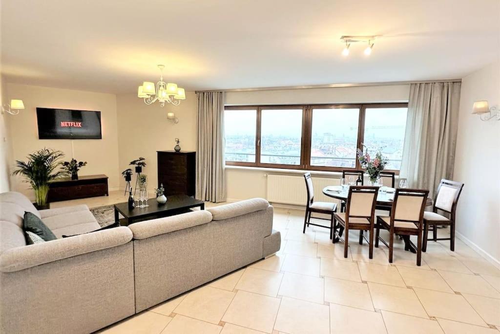 Appartement Exclusive Penthouse Near Citycenter 120m2 +netflix