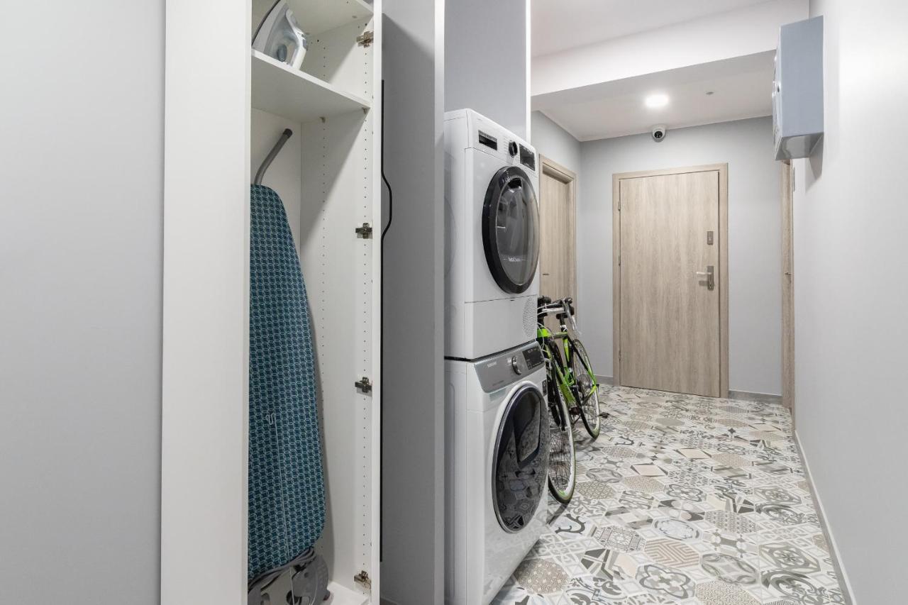 Underground Kielecka Rondo Mogilskie By Renters Apartment Krakau