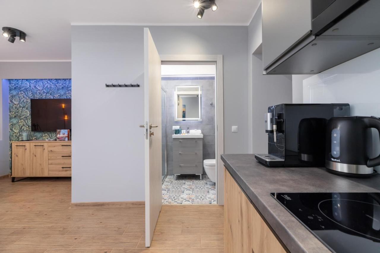 Underground Kielecka Rondo Mogilskie By Renters * Krakau