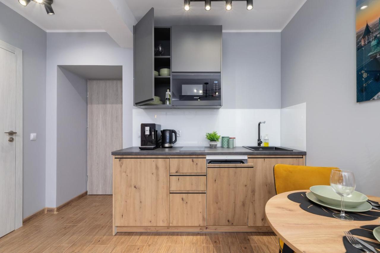 Underground Kielecka Rondo Mogilskie By Renters Apartment *