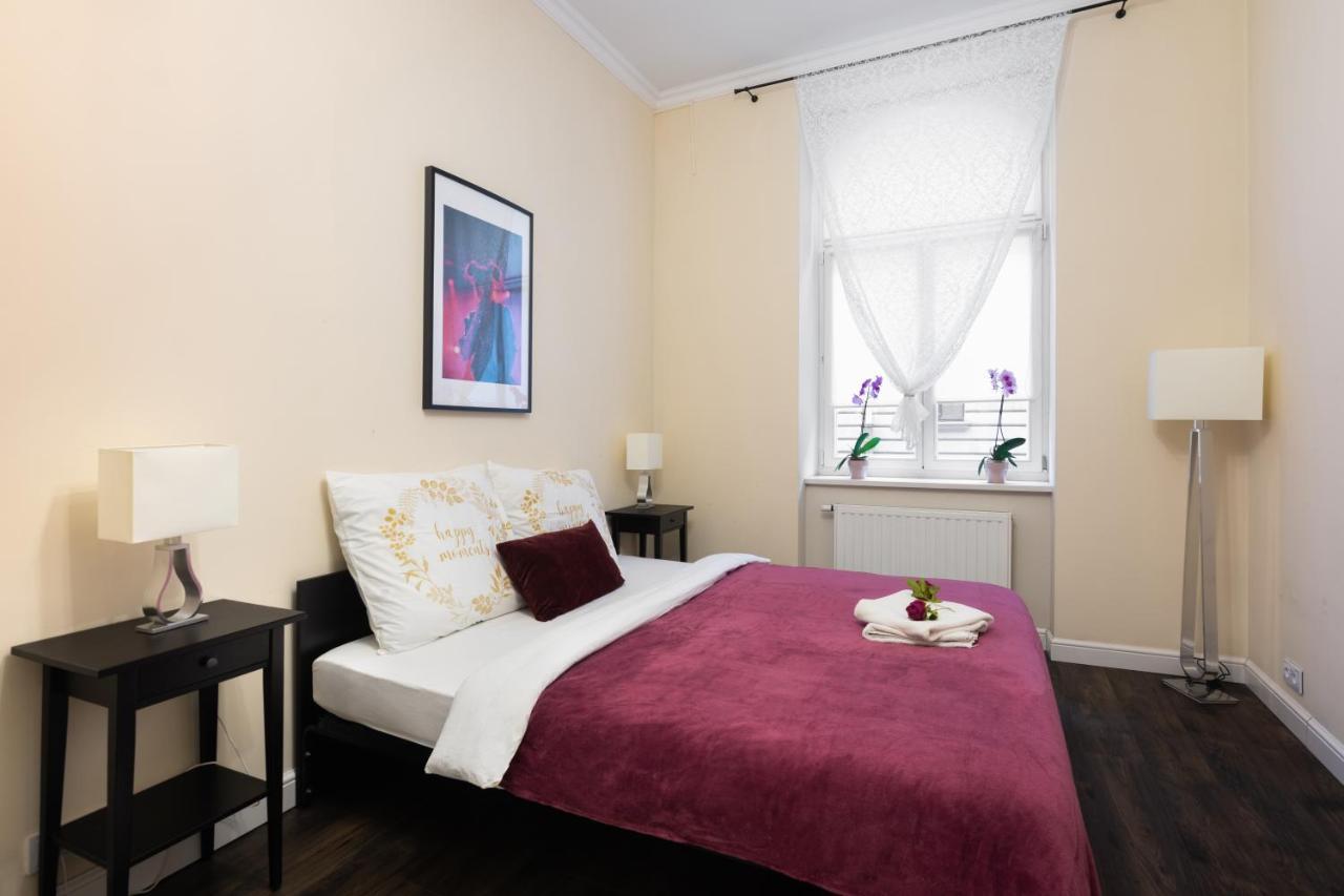 Uroczy Apartament Loretanska *