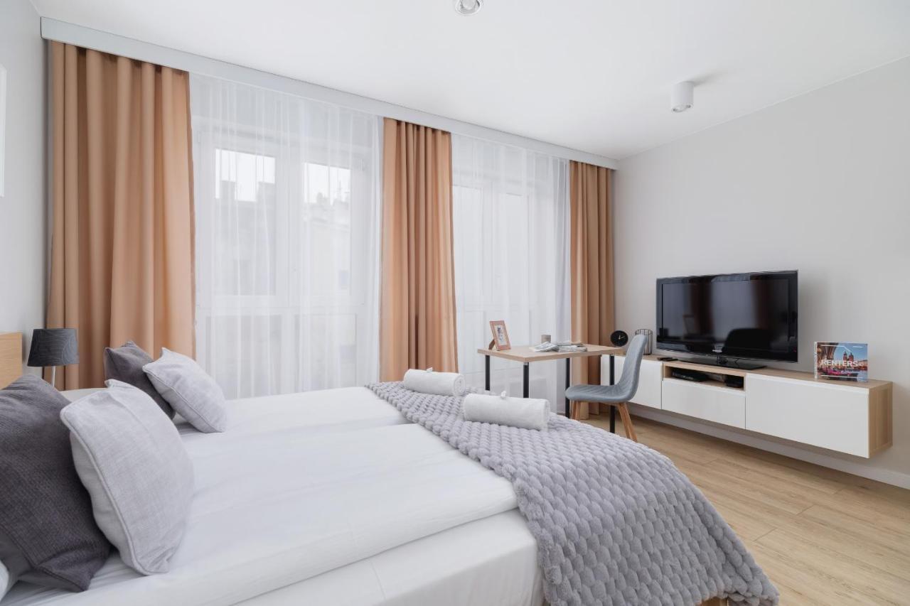Apartment Studio With Ac Czarnowiejska By Renters *