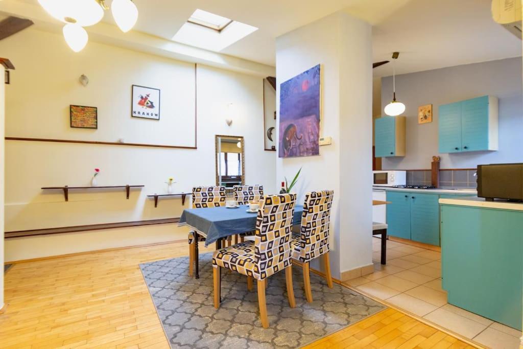 Art Loft Apartment