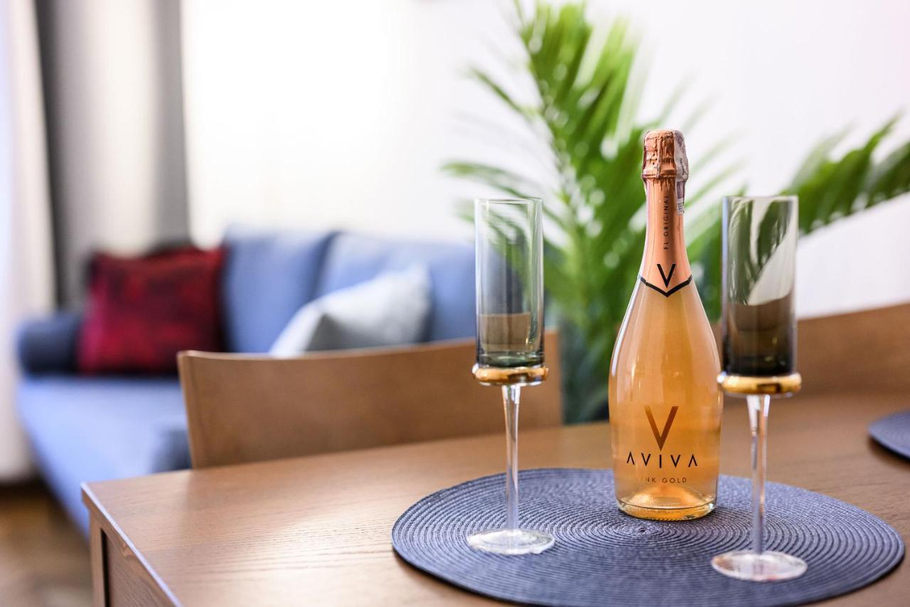 Unique Style Old Town - 25 Min From The Airport - By Homelike Appartement Krakau