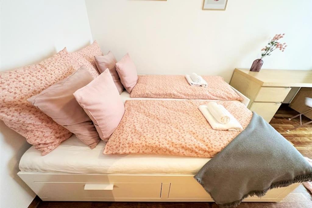 Exclusive Penthouse Near Citycenter 120m2 +netflix