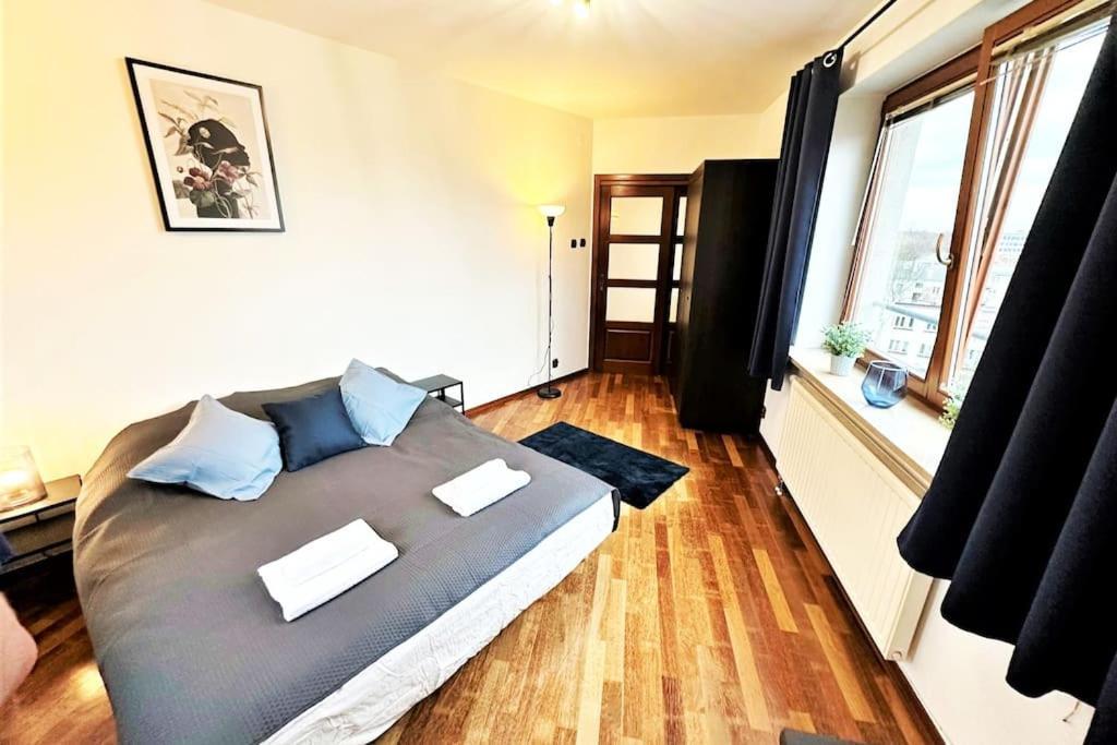 Exclusive Penthouse Near Citycenter 120m2 +netflix Appartement Krakau