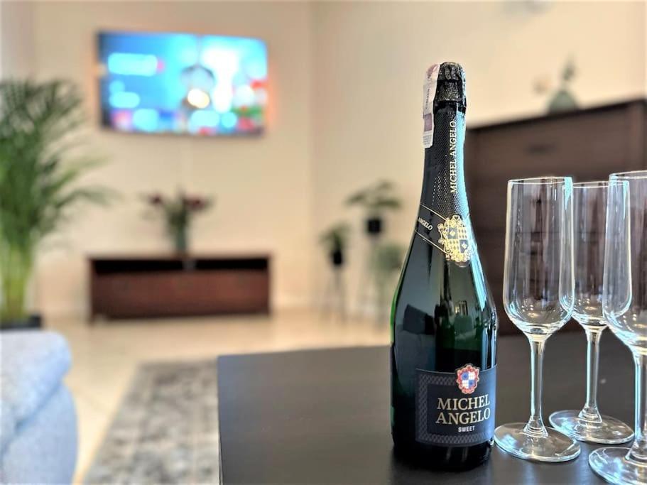 Exclusive Penthouse Near Citycenter 120m2 +netflix