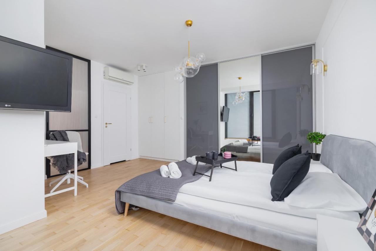 Politechnika Krakowska By Renters Prestige *