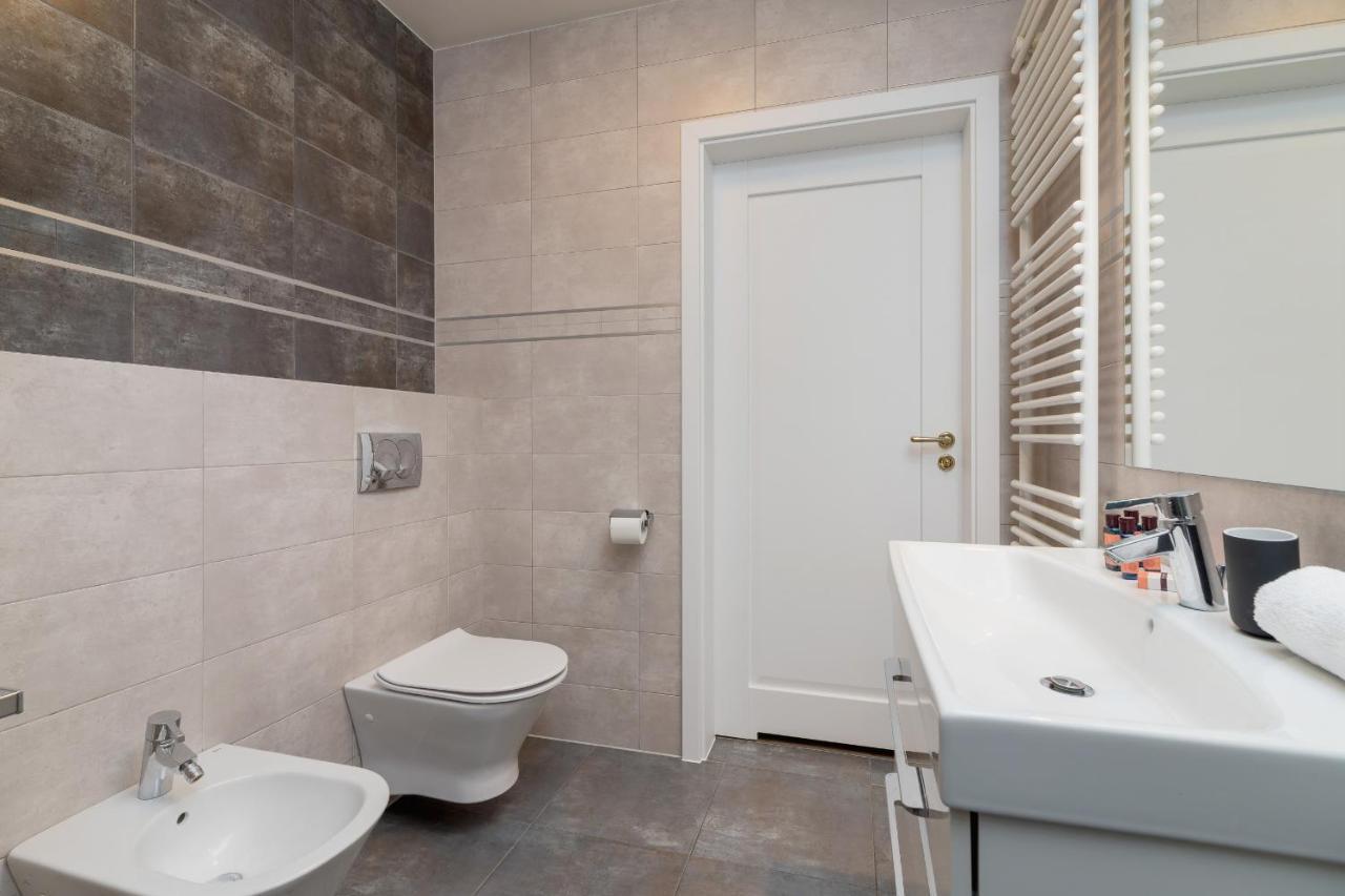 Politechnika Krakowska By Renters Prestige * Krakau