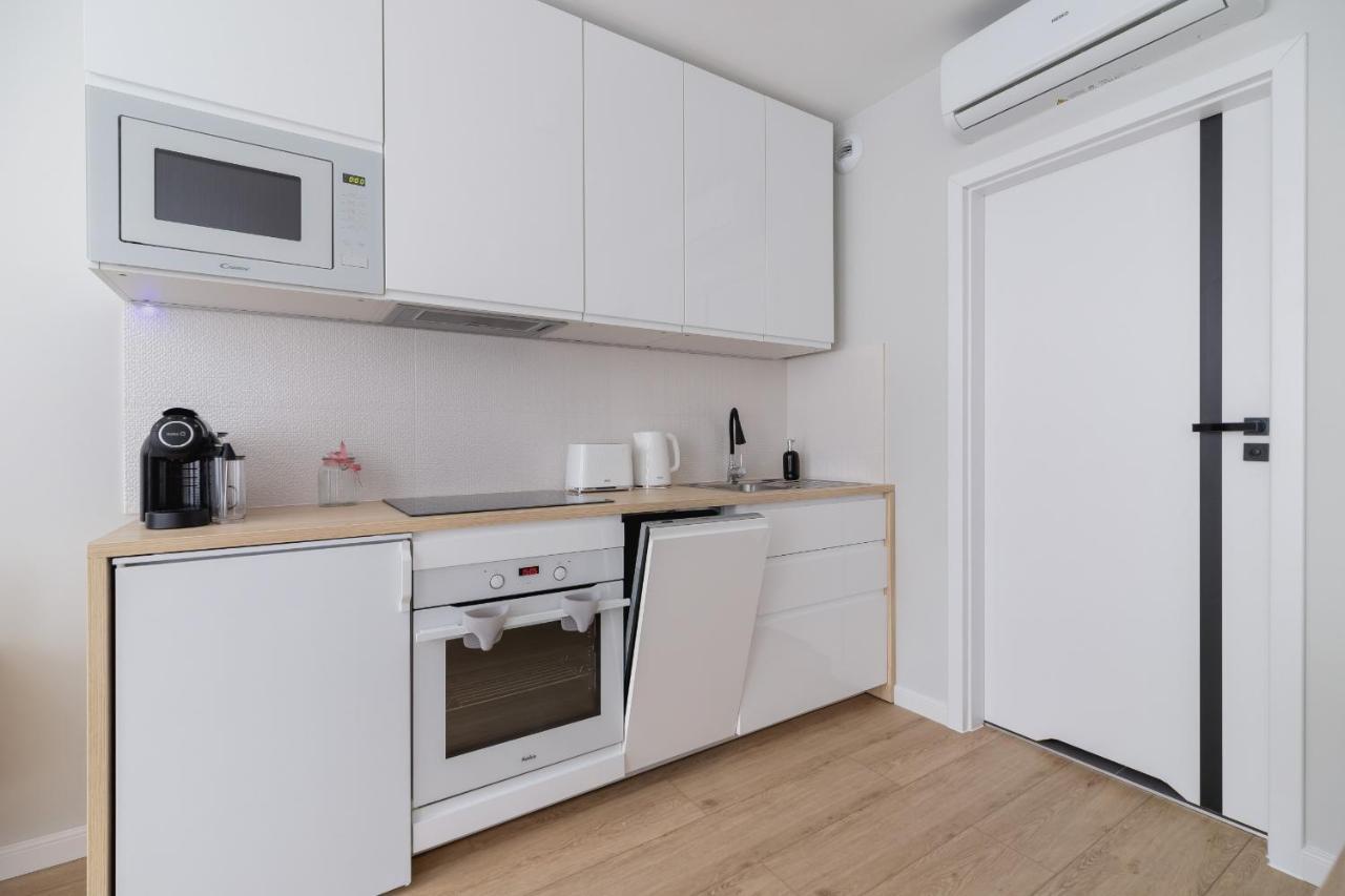Studio With Ac Czarnowiejska By Renters Apartment *