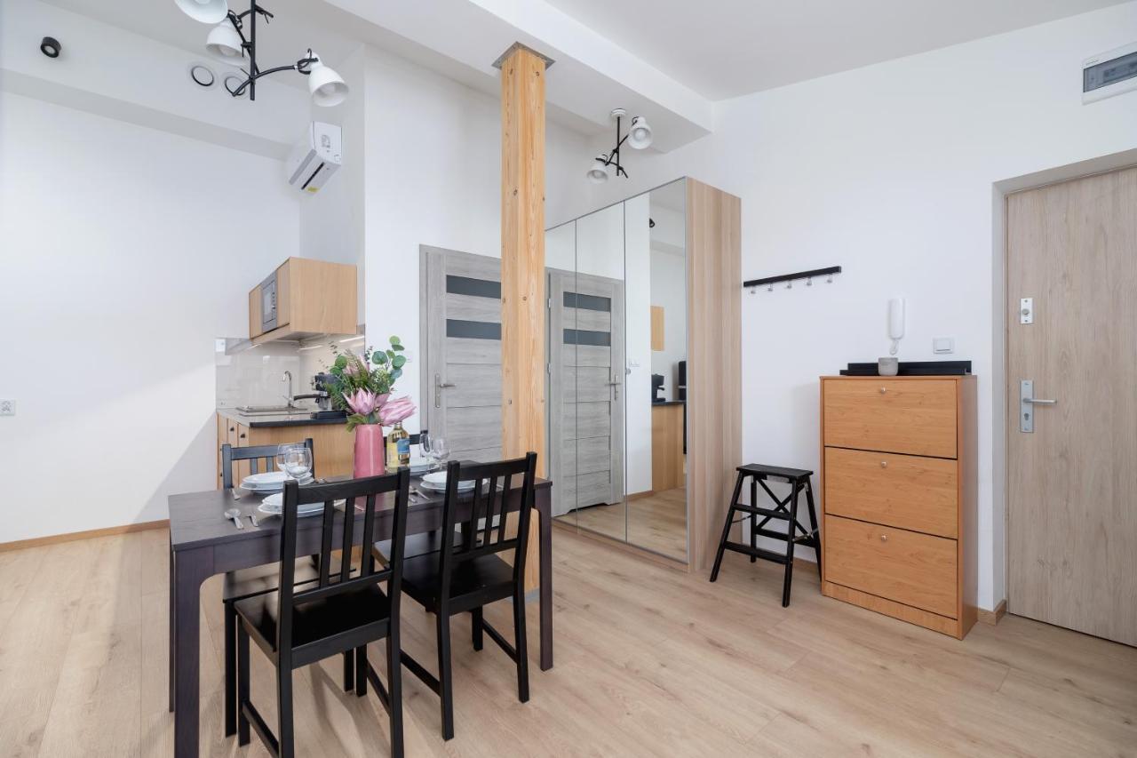 Kazimierz Near Wawel Royal Castle By Renters Apartment Krakow