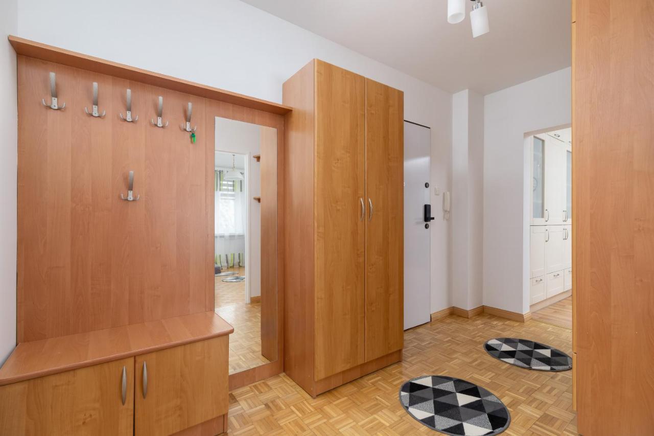 Grota Roweckiego Ruczaj Cracow By Renters Kraków