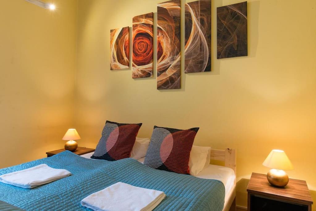 Big Cosy Retro Apt, Free Parking, 15min Oldtown & Kazimierz - By Homelike * Cracóvia