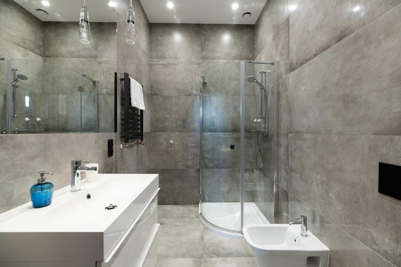 Neo Unique & Bright Apartments, Free Parking, 15min Old Town & Kazimierz - By Homelike Apartament *