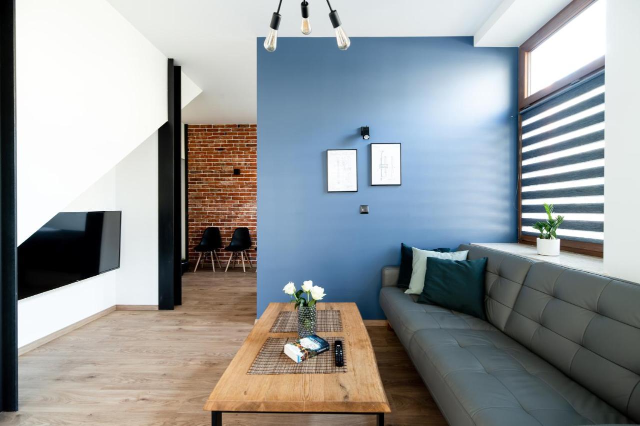 Apartament Neo Unique & Bright Apartments, Free Parking, 15min Old Town & Kazimierz - By Homelike Kraków