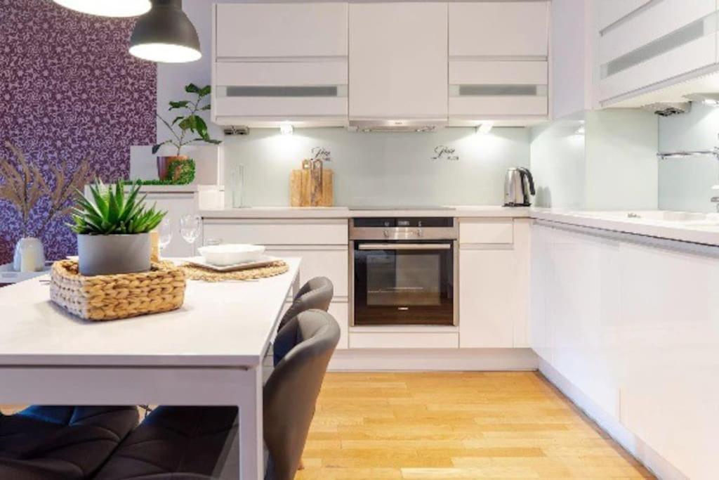 Uroczy Apartament - Angel Apartment *
