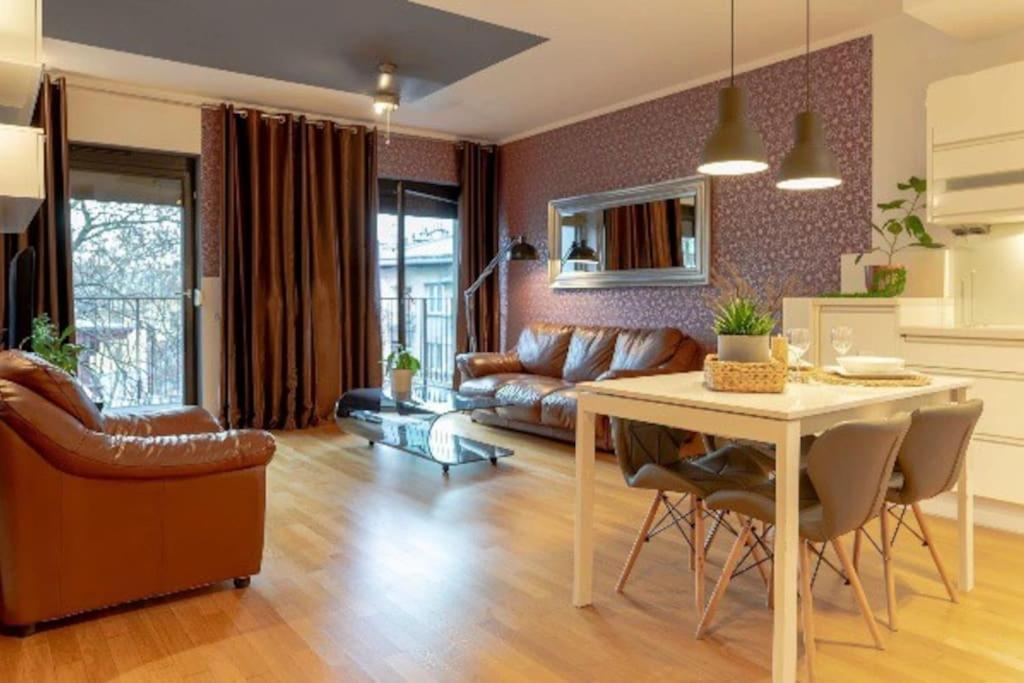 Uroczy Apartament - Angel Apartment *
