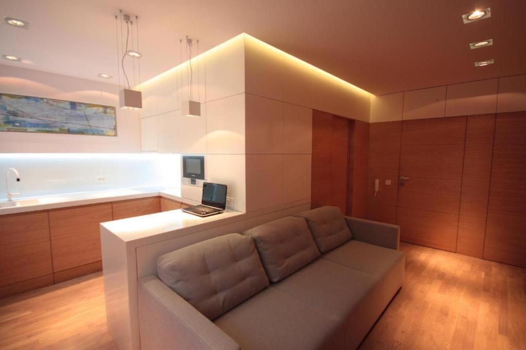 Modern & Resto