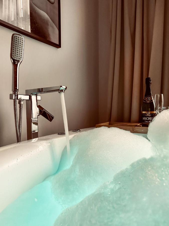 Apartment Premium Jacuzzi For Couples, Old Town Krakow