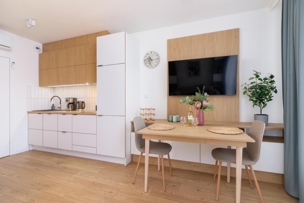Studio With Ac Czarnowiejska By Renters Apartment
