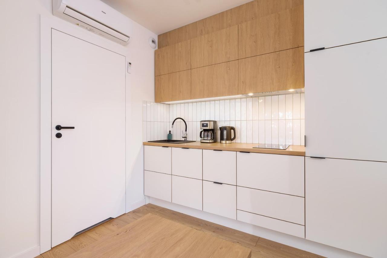 Studio With Ac Czarnowiejska By Renters Apartment *