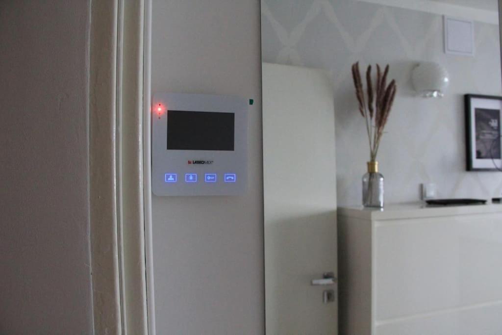 Uroczy, Jasny Apartament Oraz Bezplatny Parking! Krakow