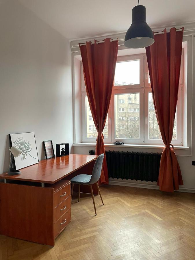 Kwatera prywatna Big And Cozy Bedroom In Kraków
