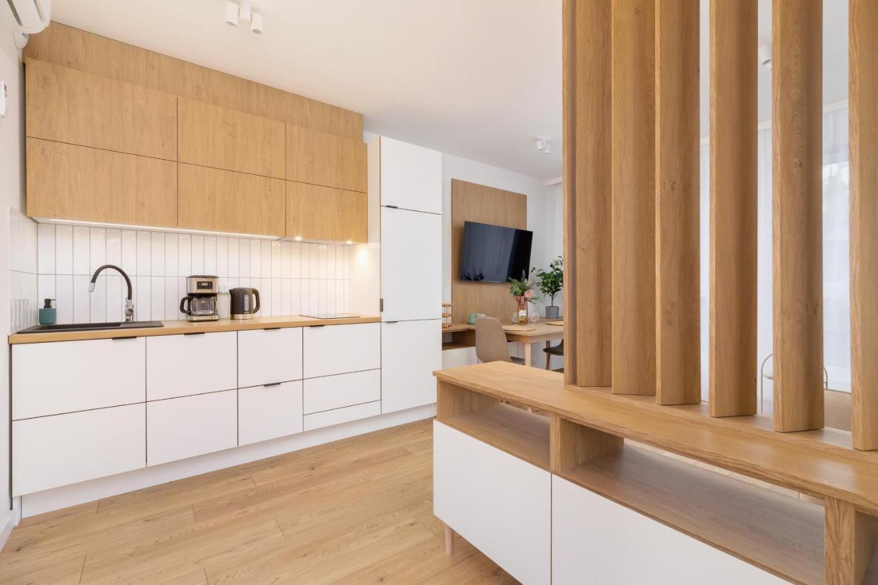 Apartment Studio With Ac Czarnowiejska By Renters *